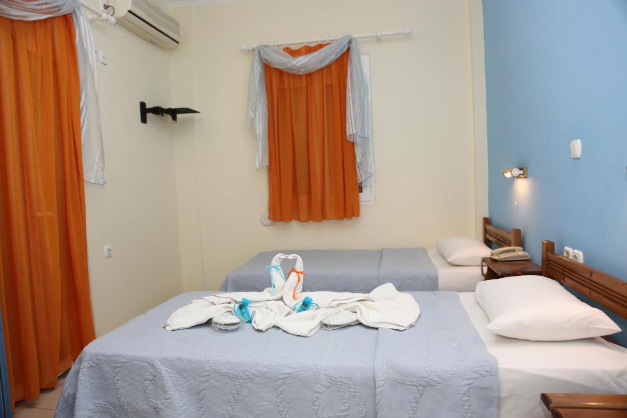 Coral Hotel Plomari Esterno foto